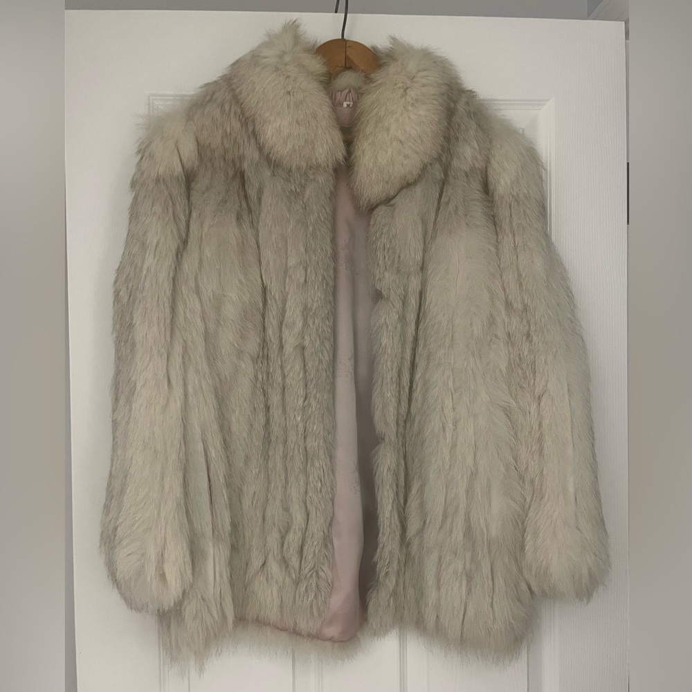 Vintage Fur Coat with Earmuffs - Picture 2 of 11